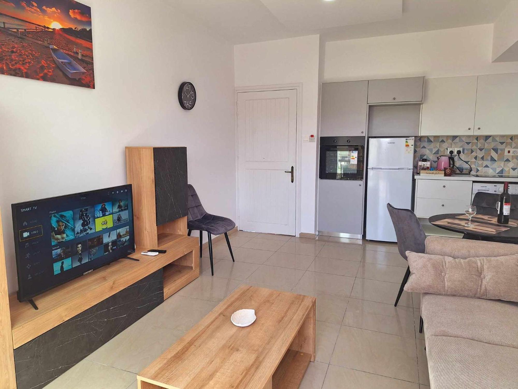 Stylish Apt Kato Paphos Close To Beach & Vibrant Harbor Life Esterno foto