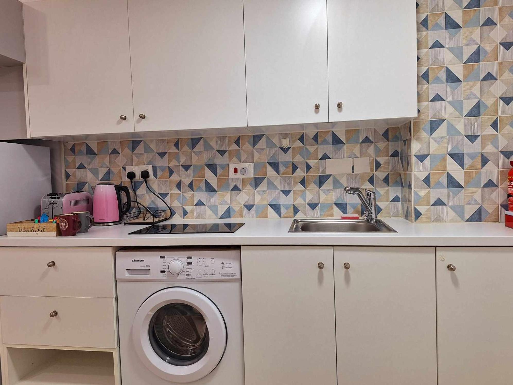 Stylish Apt Kato Paphos Close To Beach & Vibrant Harbor Life Esterno foto